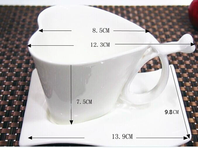 Керамическая кофейная чашка набор английский послеобеденный чай набор кружка в форме сердца парные чашки и блюдце кофейная посуда набор подарок для влюбленных Прямая поставка