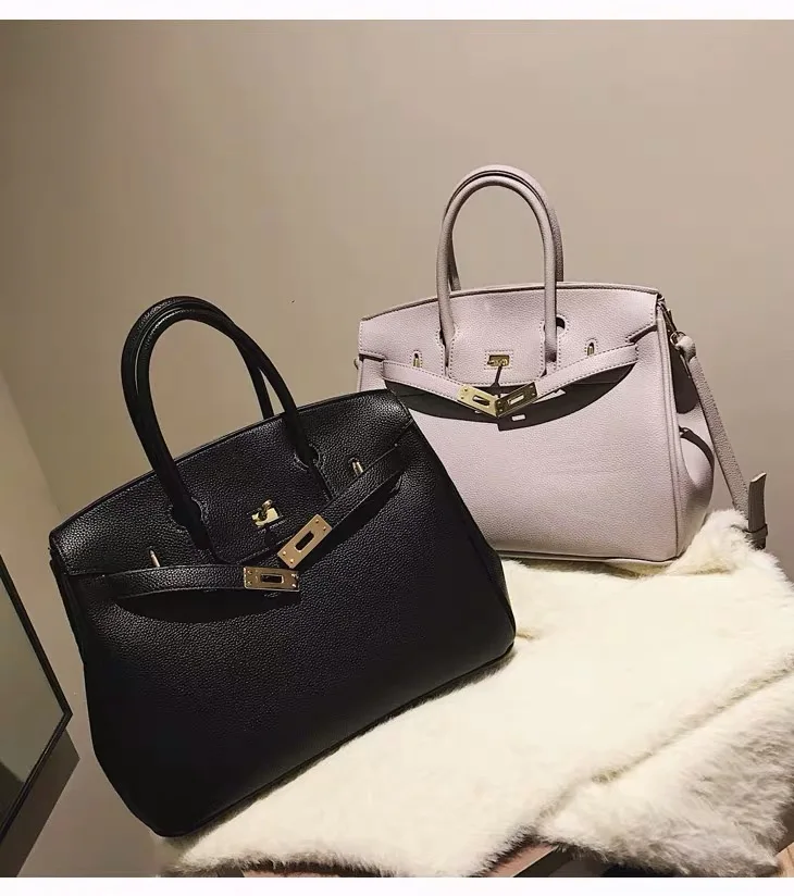 Bolsos de cuero de mujer bolsos de hombro de lujo высокое качество con Bola de nuevos bolsos de цепи, заклепки, отличное качество de mujer; большие размеры