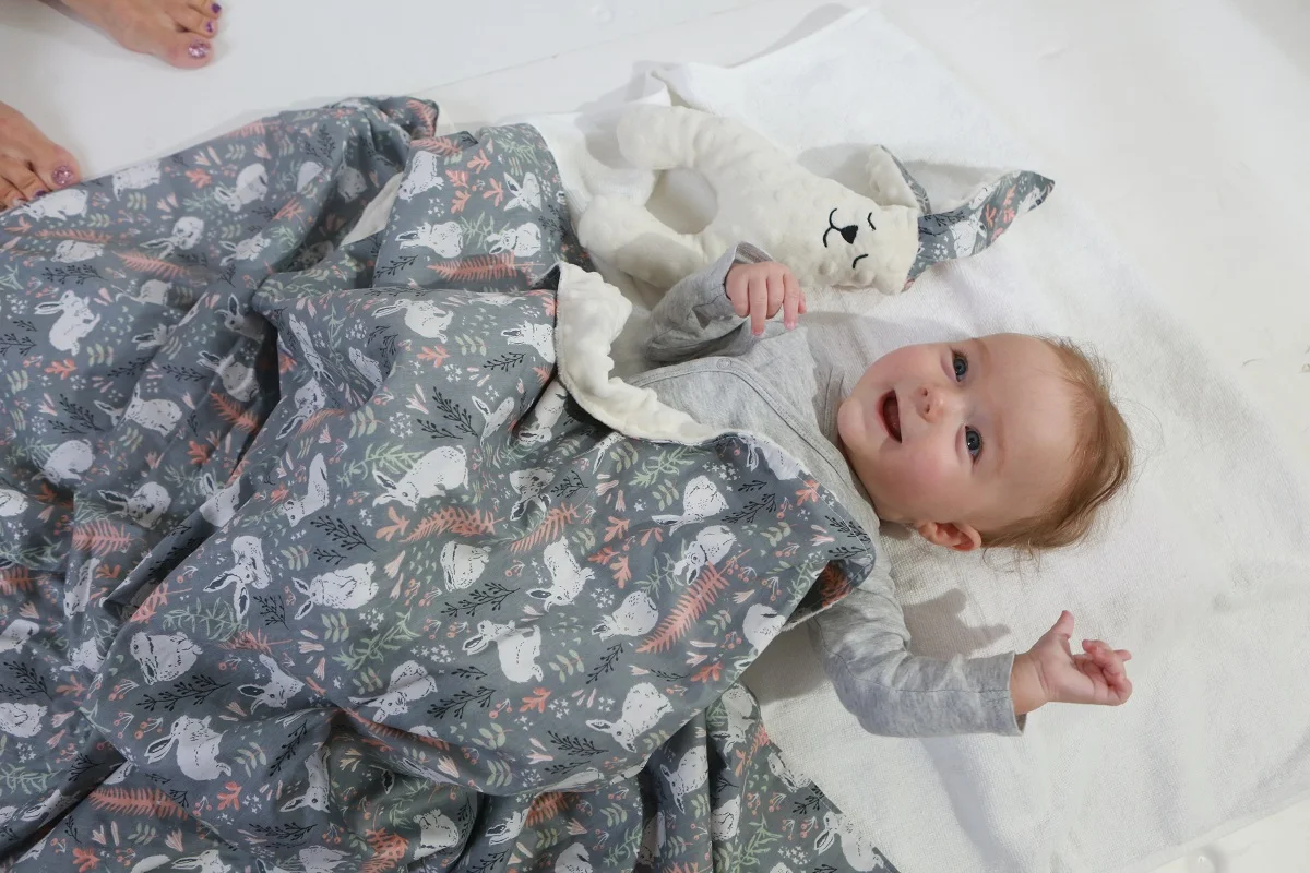 Детское одеяло s& Swaddling, одеяло для новорожденных с героями мультфильмов, детская коляска, накидка для сна, шапочка, однотонный комплект постельных принадлежностей, Хлопковое одеяло