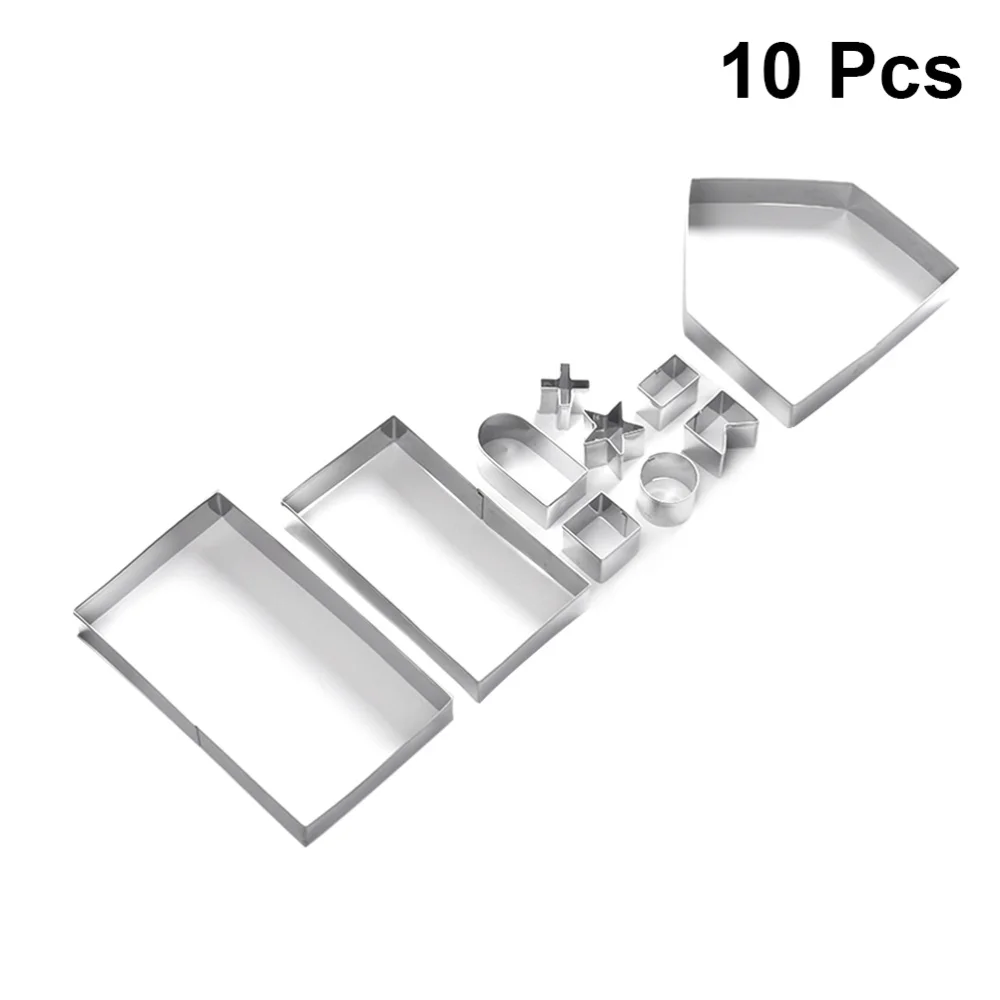 18pcs Christmas Theme Cake Molds Stainless Steel Cartoon 3D Biscuit Baking Tools Cookie Cutter Set for Xmas Bakery Party
