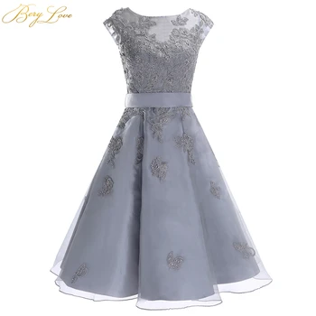 

Cap Sleeves Grey Homecoming Dress 2020 Short Lace Prom Dress Party Gown Knee Length Cheap Graduation Dress Lace Up Back Bow Knot