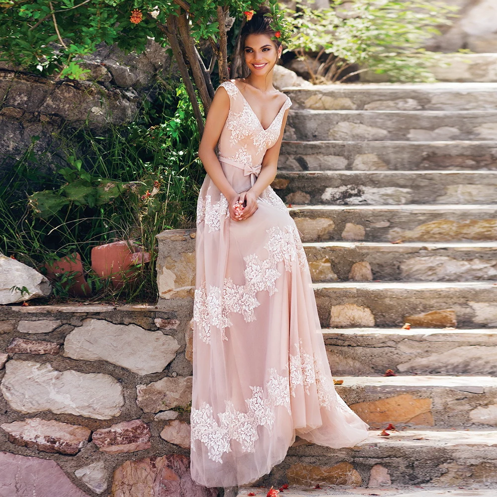 Vestidos máximos de tul estilo princesa con escote en V Piscina