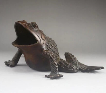 

Copper Brass CHINESE crafts Asian Exquisite Chinese old BRASS Frog Statue box Ashtray