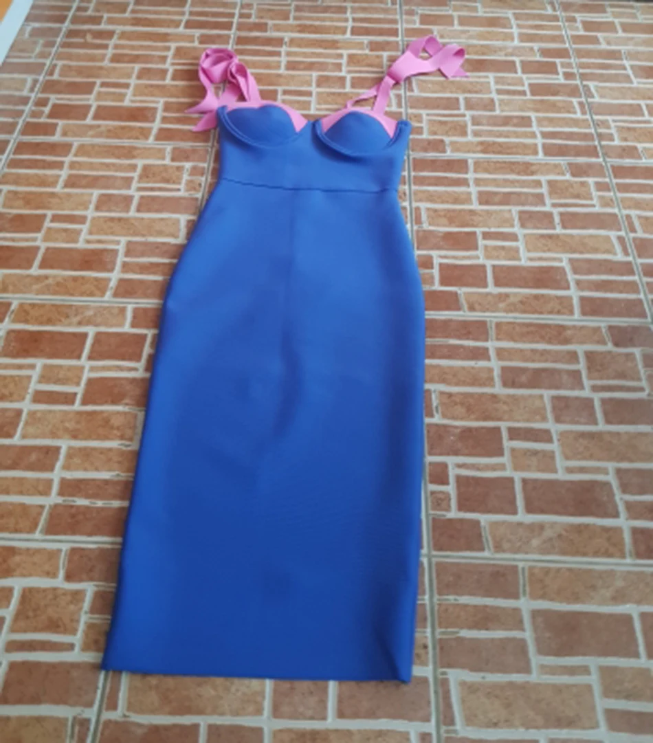 Ud70a70fd6d9b44dfb56a8975da21f860c