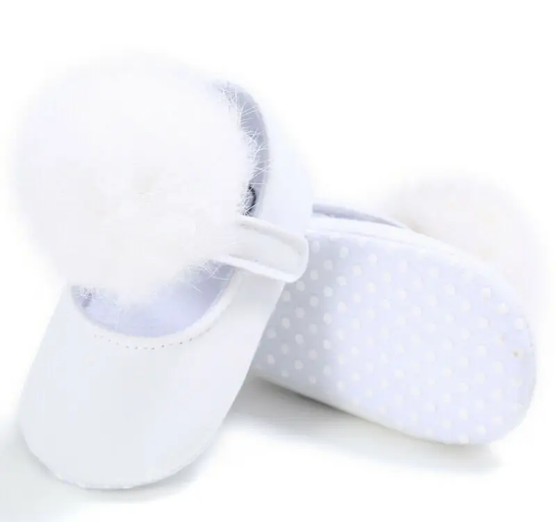 0-18M Toddler Baby Girl Soft Plush Princess Shoes cute pom shoes Infant Prewalker New Born Baby Shoes for girls