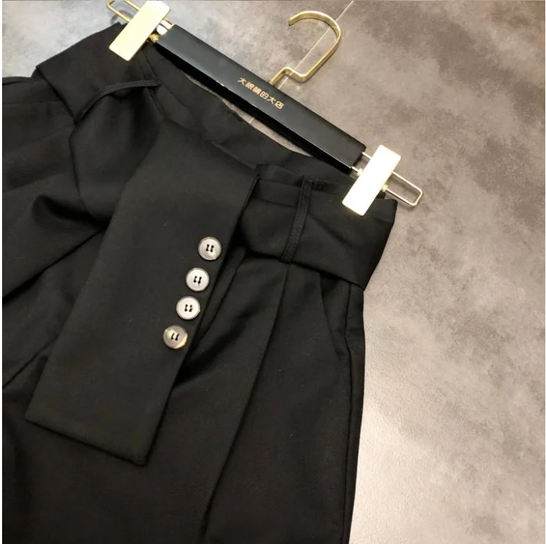 Fall New Button Design Belt High Waist Women Shorts Solid Color Female Wide Leg Shorts