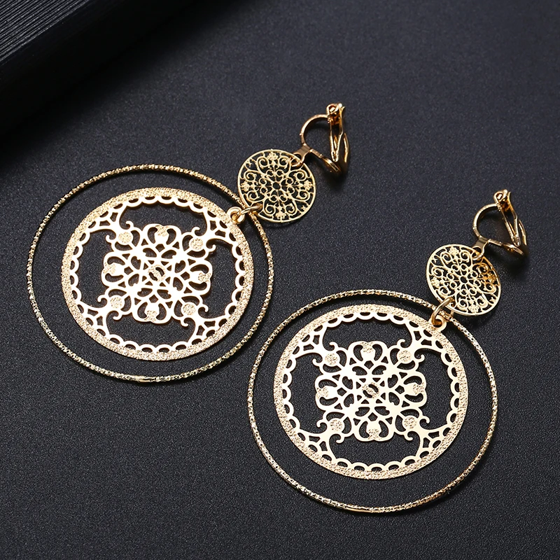 Hollowed Dsic Textured Round Clip on Earrings No Piercing Big Circle Hoop Ear Clips For Women Girl Party Gift Jewelry ear clip earrings clip earrings ear clip hoop earrings ear accessories