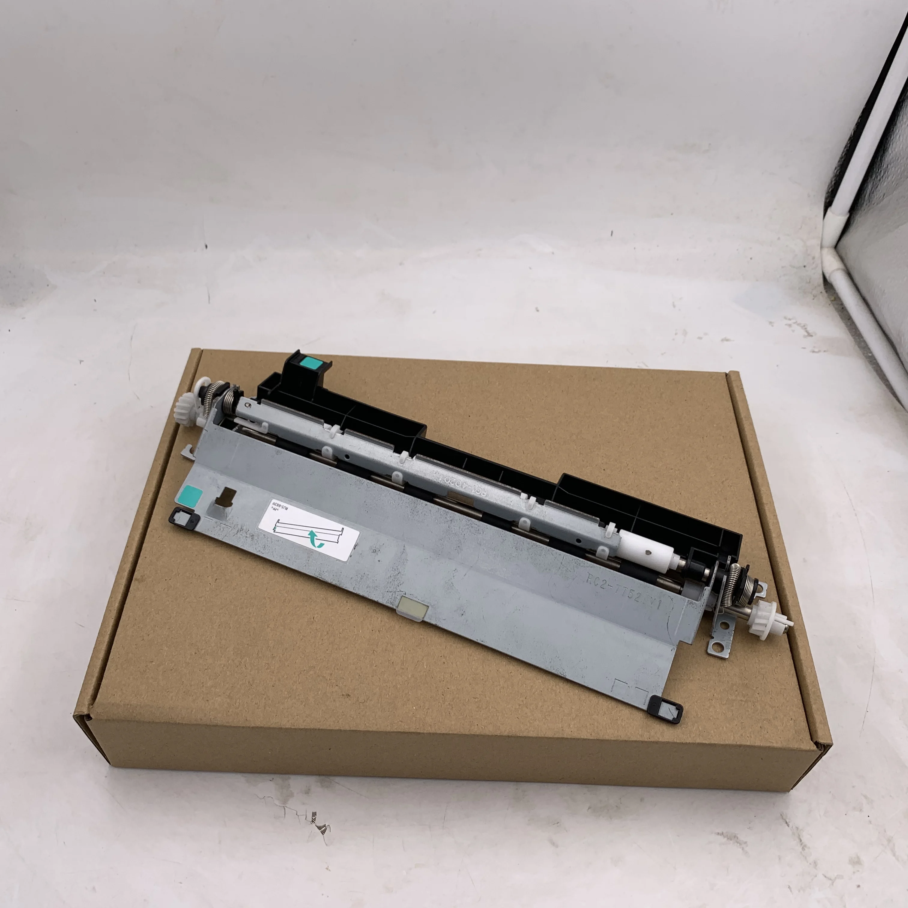 

Registration roller assembly For HP P3010 P3015 P3015d P3015dn P3015X 3010 3015 RM1-6272-000CN RM1-6272-000
