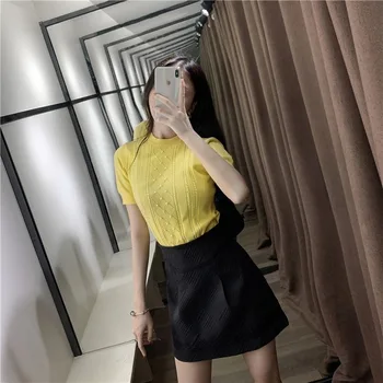 

2020 New Spring Women Sweater Short Sleeve Knitted Fashion Elegant Beading Plaid Pullovers O-Neck Casual Yellow Tops Pearl