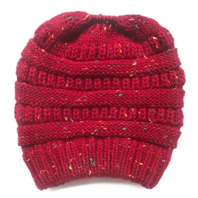Red colors Зимняя брендовая теплая шапка «конский хвост», женская шапка, мягкие вязаные зимние шапки бини для женщин, теплая шапка-булочка, зимняя шапка с биркой - Цвет: Red colors