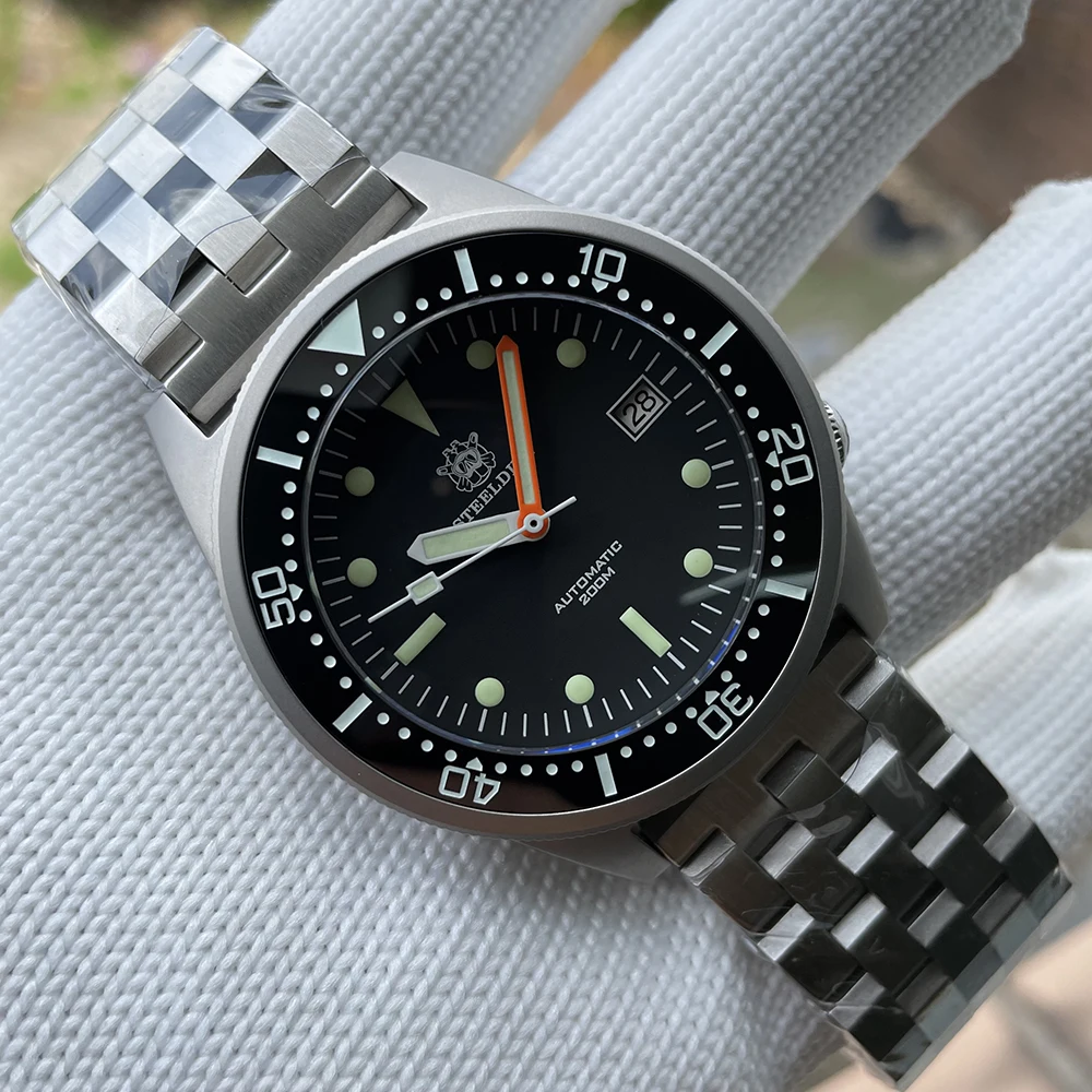 

Мужские Водонепроницаемые механические часы STEELDIVE SD1979, швейцарские Супер Светящиеся Часы NH35, 200 м