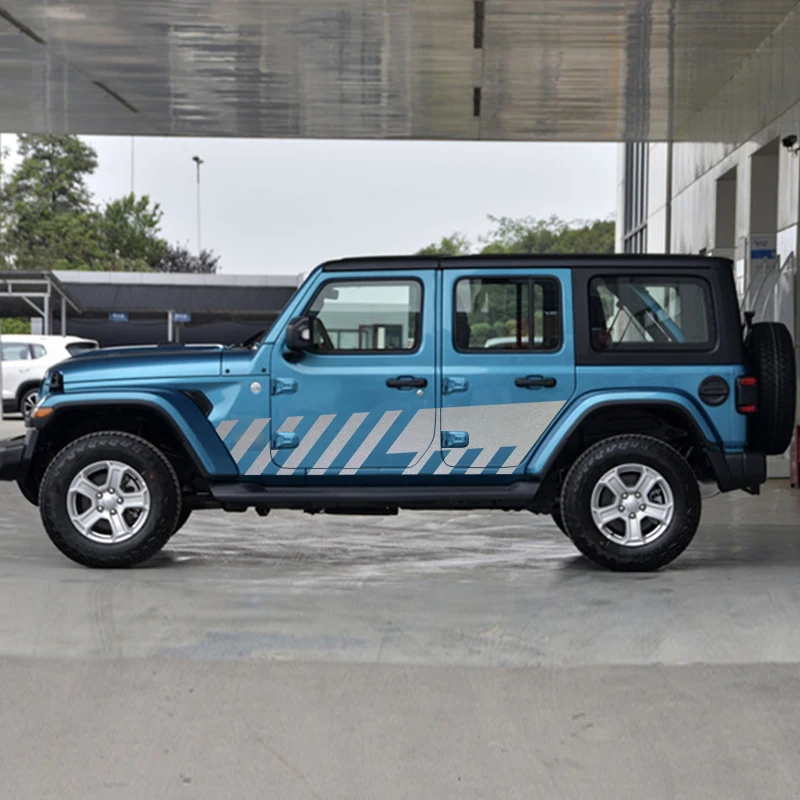 Jeep Wrangler Rubicon или Sahara 