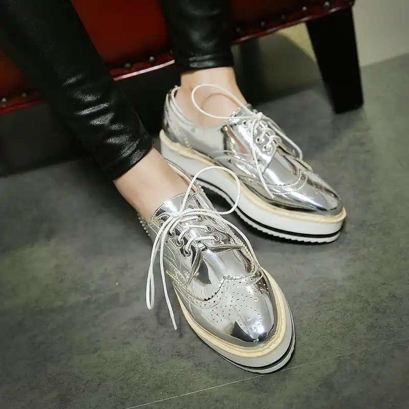 sapato brogue feminino
