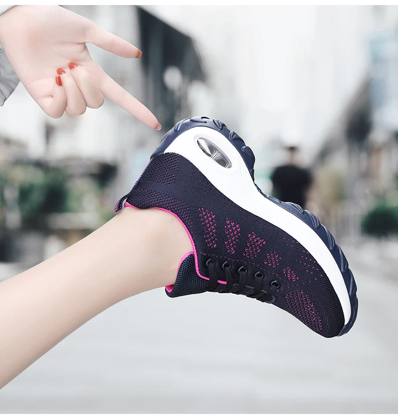 Walking Shoes 2021 New Women Breathable Casual Shoes Outdoor Light Weight Frenulum Casual Walking Platform Ladies Sneakers Black