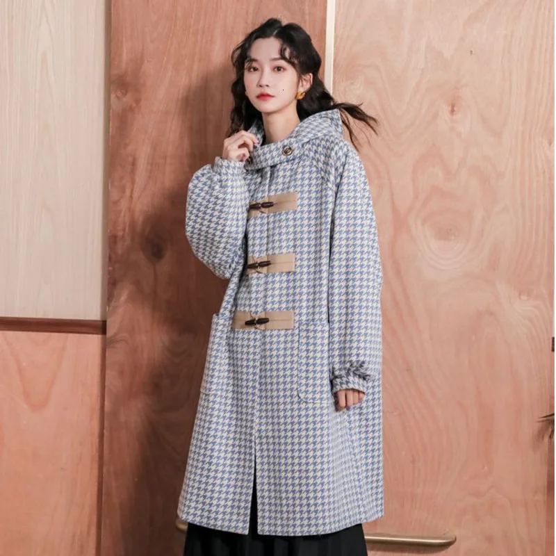 

LANMREM 2020 Original Winter New Women's Retro Check Horn Buckle Hooded Long Temperament Woolen Coat Female 19B-a585