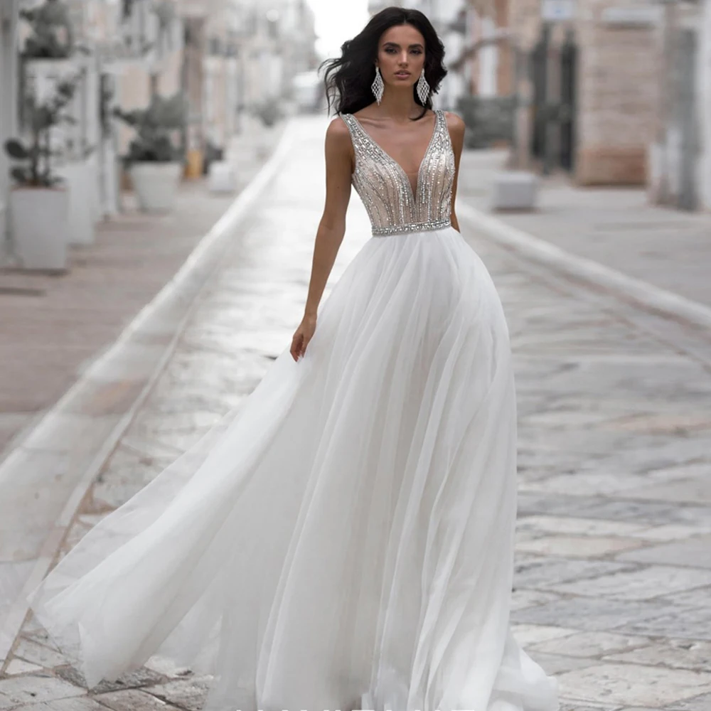 

Eightree Sexy Beaded Beach Wedding Dresses Spaghetti Straps Crystal Bridal Dress Boho Vestido De Noiva Backless Wedding Gown