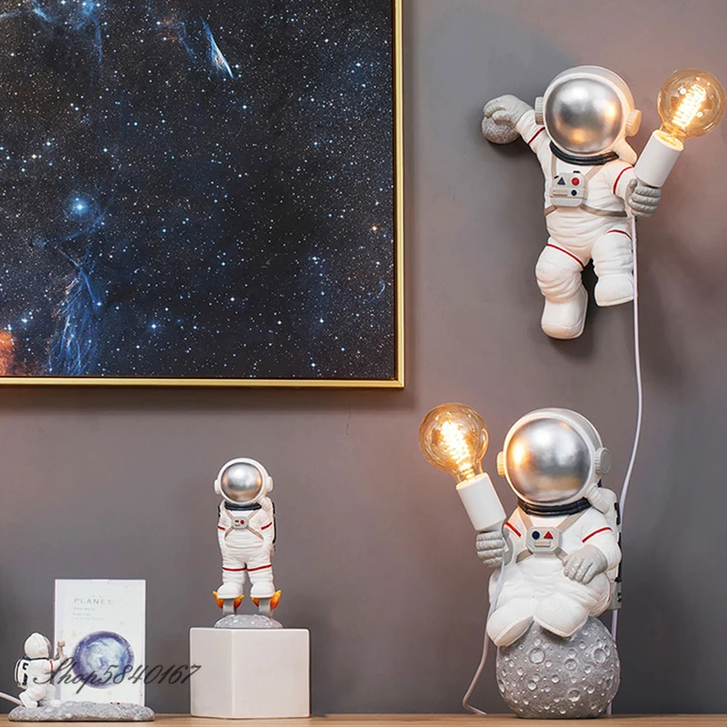 Space Man Wall Lamp Living Room Decoration Astronaut Wall Sconce Creative Resin Light Loft Bedroom Lamp Light Art Deco