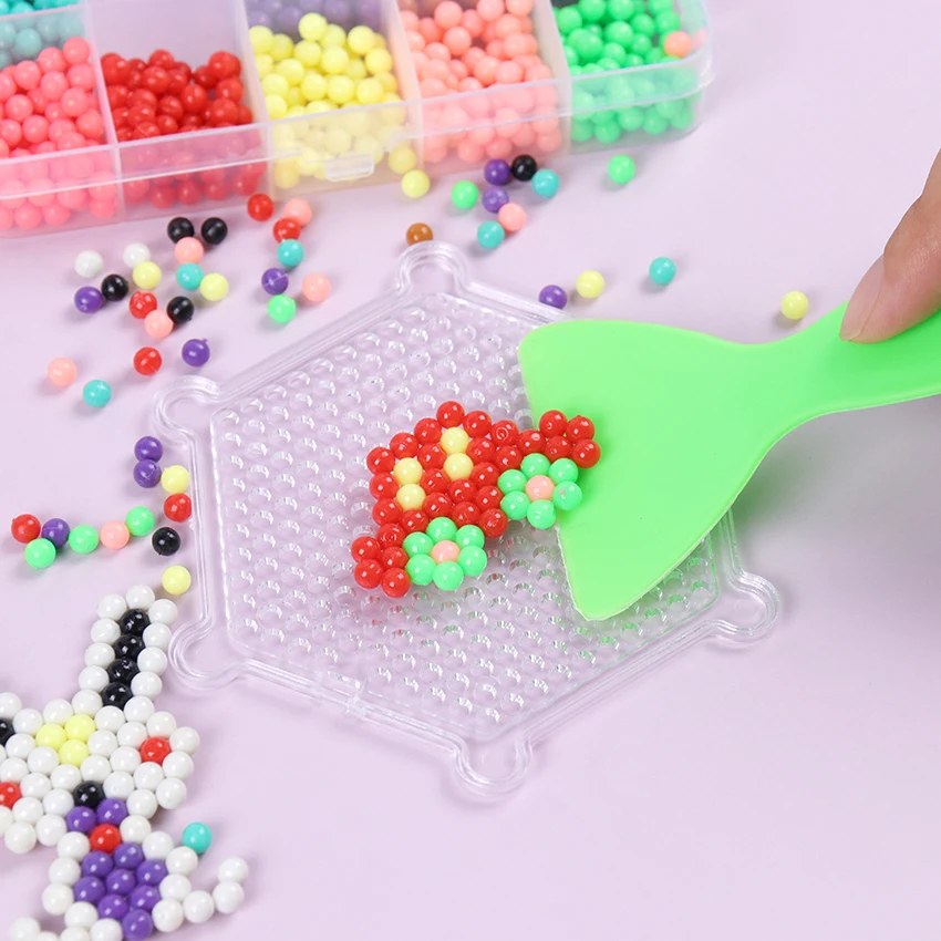 Jeu de perles d'eau pour créer des motifs rigolos - Les jouets malins
