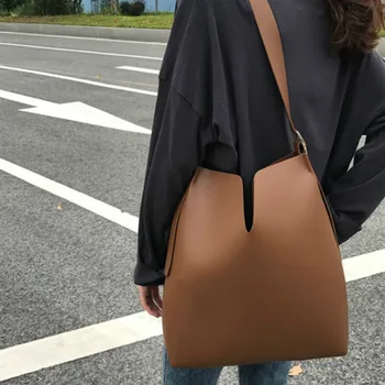 

Women's Shoulder Bags Simple V-shaped Shoulder Crossbody PU Leather Texture Large Bucket Mother And Child Bag