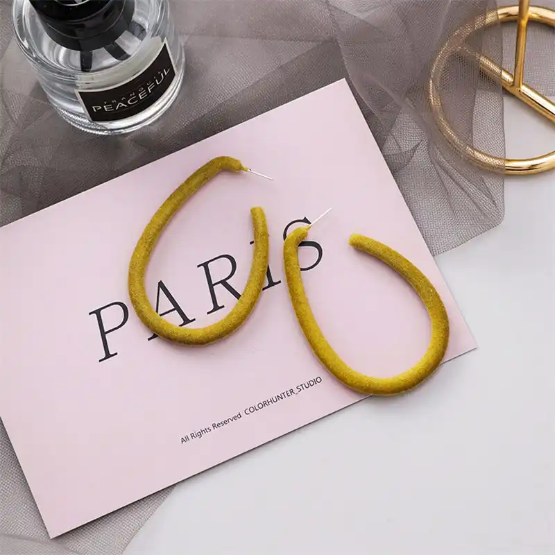 925 Серебряная игла осень и зима новые милые геометрические флокированные любовь преувеличенные большие серьги простые плюшевые овальные женские серьги