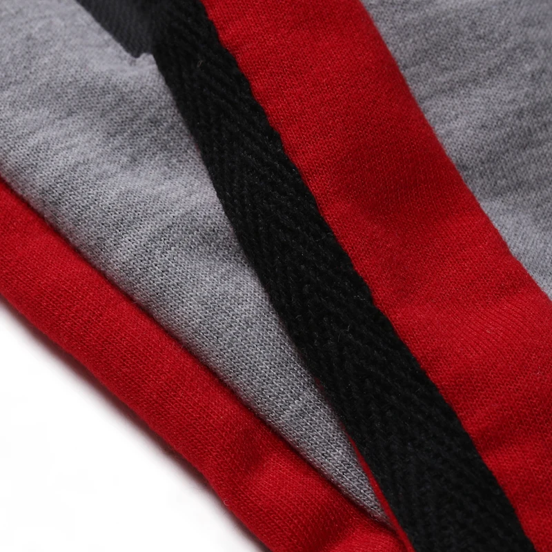 Hot men's sports shorts color matching design casual shorts