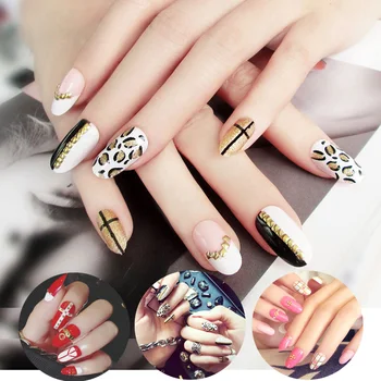 

24Pcs Leopard Print 3D False Nails Rivet Triangle Diamond Design Glitter Artificial Fake Nail Tips for Lady Girl Wome' Fingers