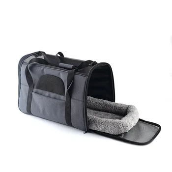 

Portable takeaway foldable and convenient to carry dog cage breathable travel teddy dog cat pet bag dog blanket Pet mat inside