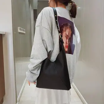 

Women Shoulder Messenger Bags Structured Handbag PU Leather Casual Style Joker Delicate Hardware Large Capacity Ladies Pack C90E