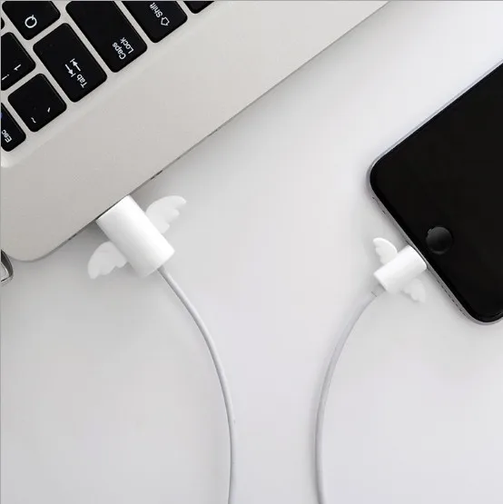 2 шт мультфильм маленький ангел крышка кабель протектор usb зарядка данных наушники линия шнур сматывание кабеля защитный рукав для iPhone - Цвет: A