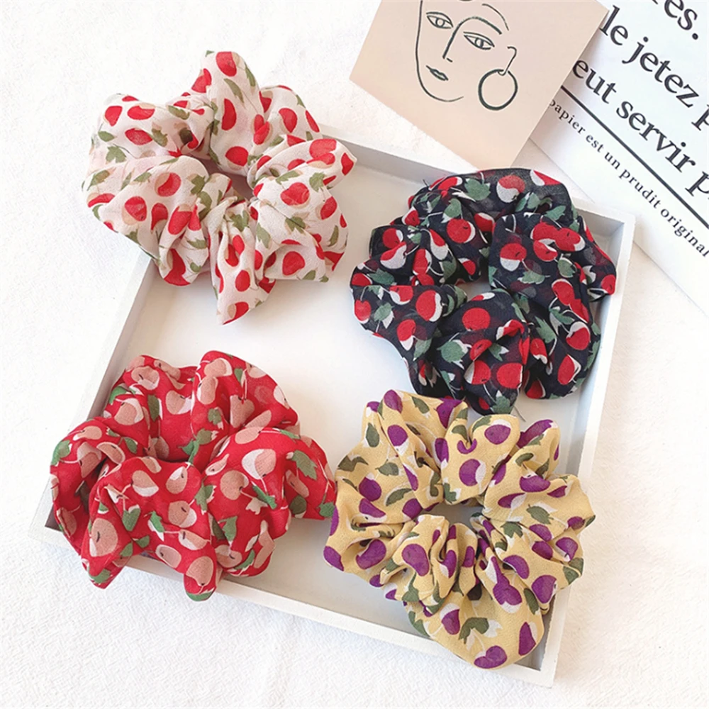 Резинка для волос женская с вишней модная разноцветная эластичная заколка