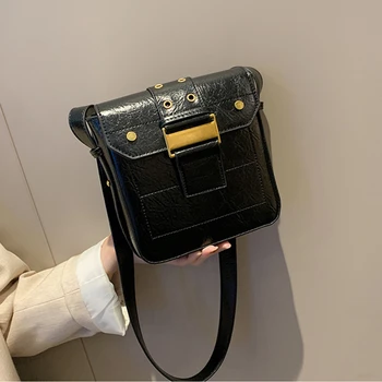 

2019 Autumn and Winter New Retro Small Square Bag Fine Work Folds Texture Design Models Shoulder Slung Ladies luios