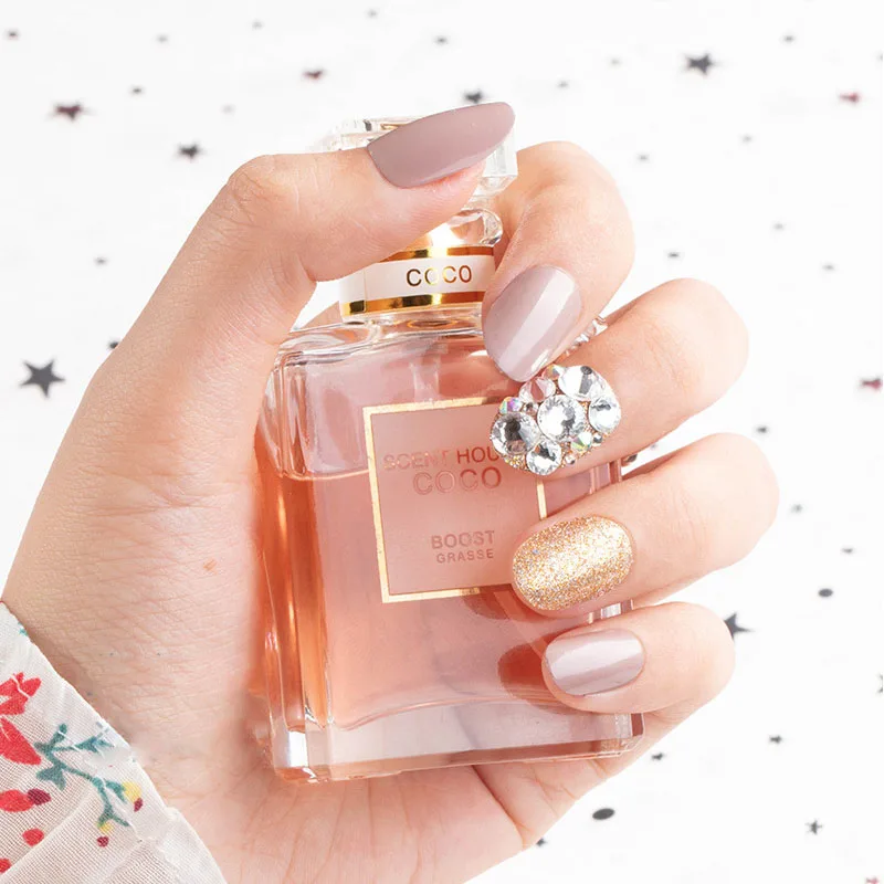 Imprensa em Unhas com Diamante Artificiais com Cola Unid Color Unha Dicas Mulher Wearable Falsa Curto Redondo Cobertura Completa Unhas 24
