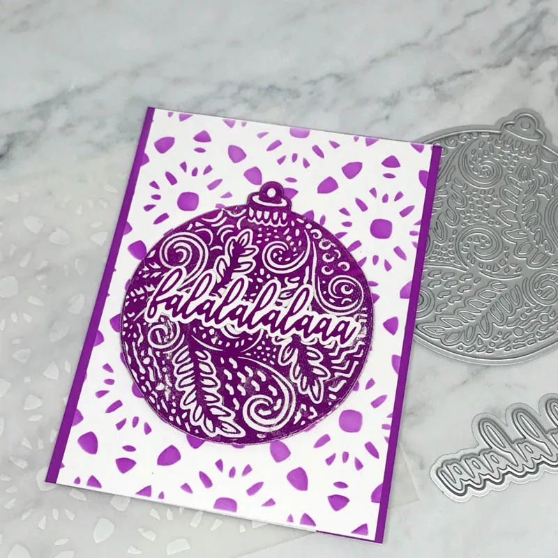 PFSchristmasleafbulbcealpritchett