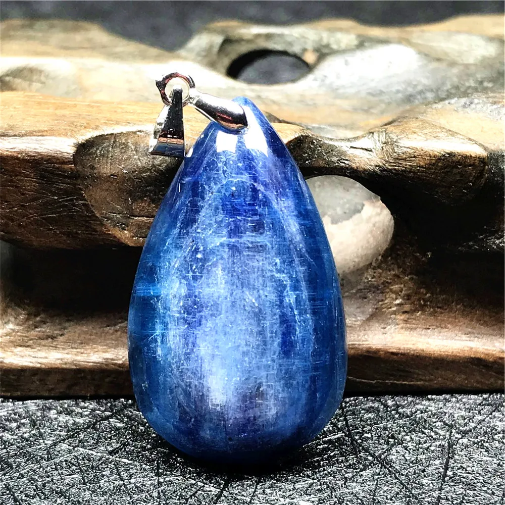 Kyanite Pendant (67)