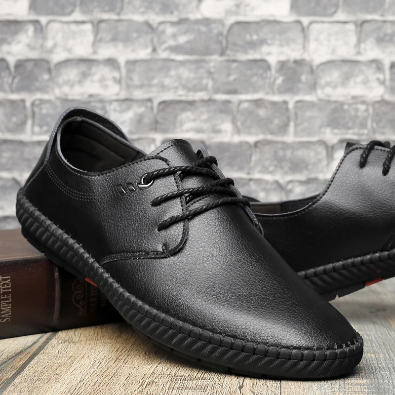 

Vogue New Nice Men Casual Shoes Leather Summer Breathable Holes Luxury Brand Flats Soft Bottom Non-slip Trend Driving Shoes