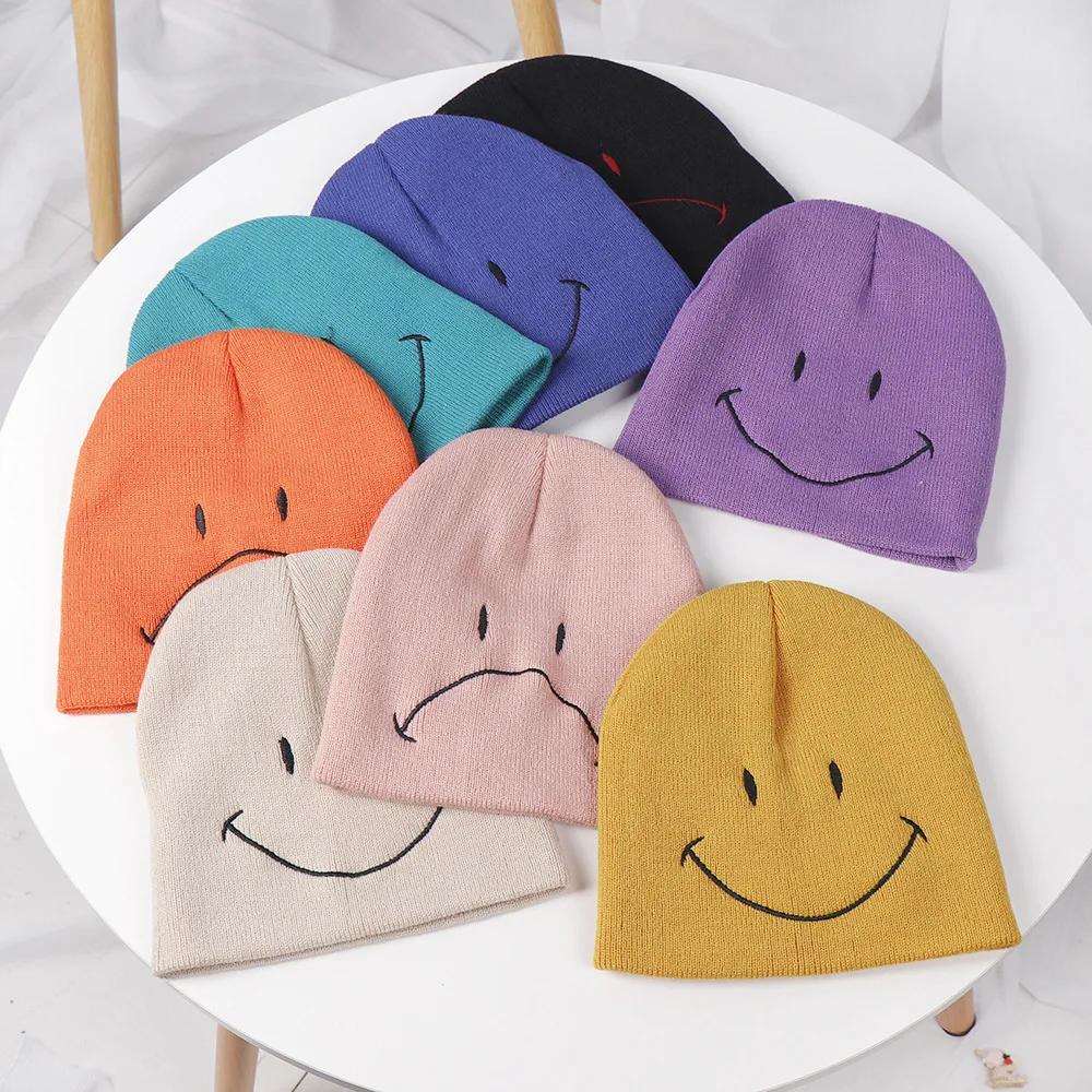 Korean Baby knit hat autumn and winter new smiley expression 1-5 years old child simple wool hat beanies kids photography props Korean Baby knit hat autumn and winter new smiley expression 1-5 years old child simple wool hat beanies kids photography props