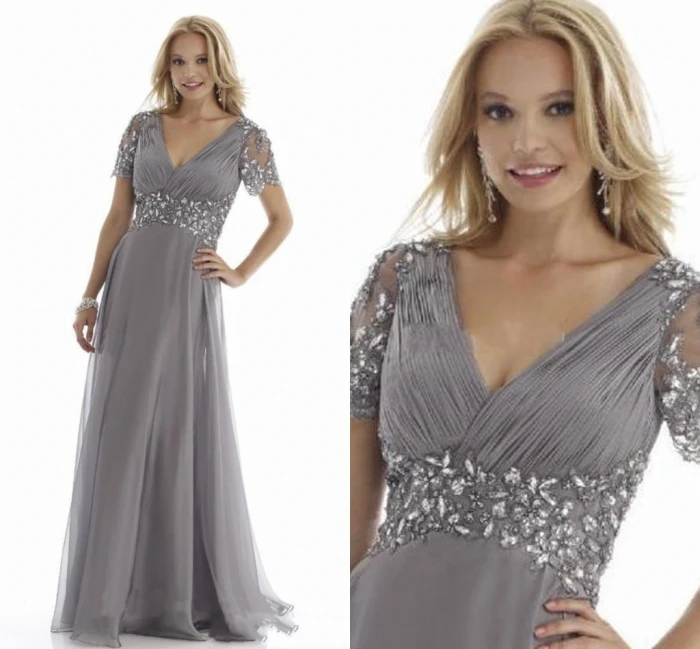 

Casamento 2020 Elegant Grey Plus Size V-neck Evening Dresses Crystal Chiffon Pleats Ruffles Short Sleeves Prom Paryy Gowns