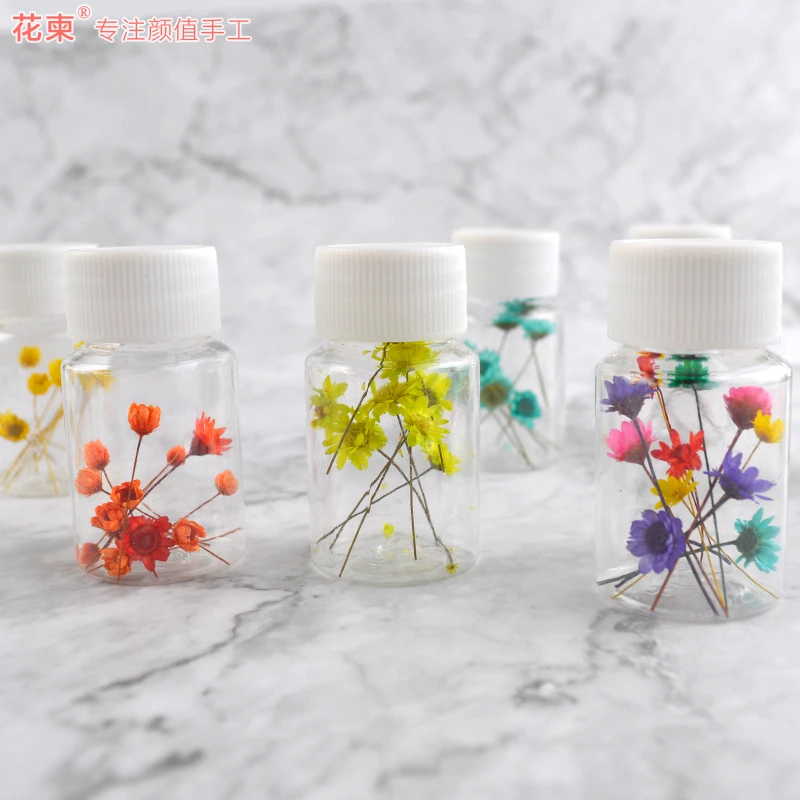 Epoxy resin jar with dried flowers
