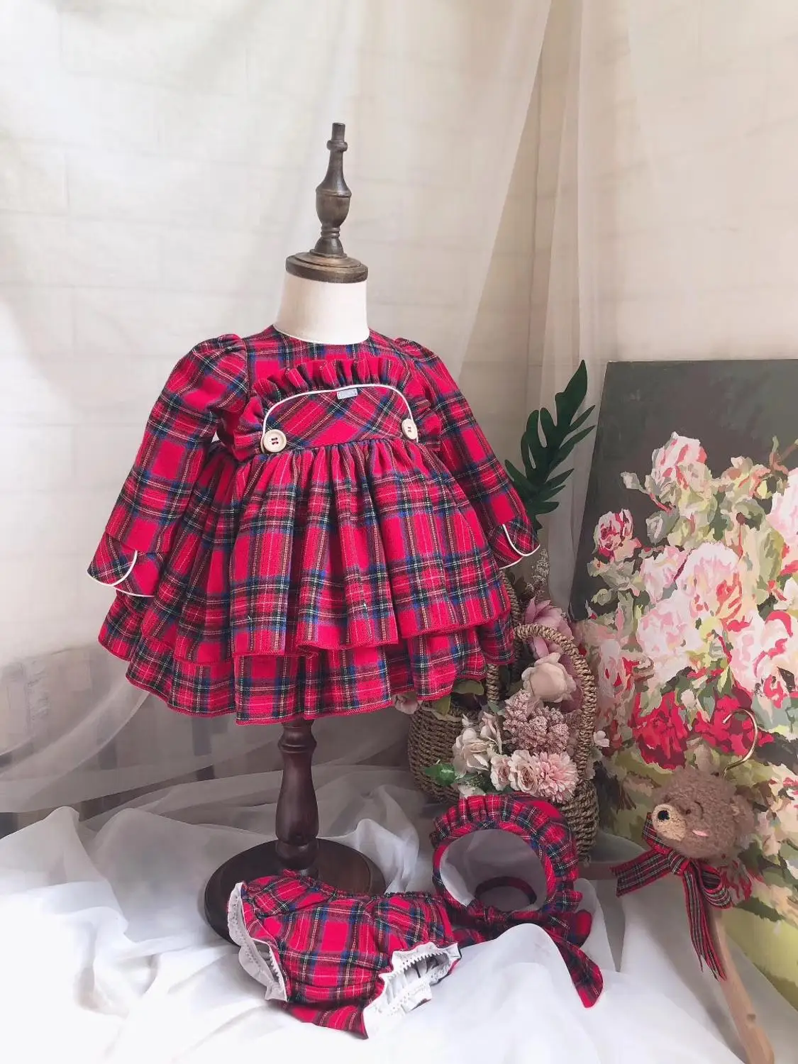 Комплект из 3 предметов для маленьких девочек; сезон осень-зима; красное платье в клетку с длинными рукавами; Испанский Стиль; винтажное английское платье на Рождество и День рождения; платье со шляпой и штанами