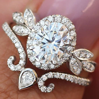 

Charm Vine Leaves Heart White Crystal Wedding Rings Luxury Oval Cubic Zirconia Promise Rings for Women Engagement Jewelry Z5M539