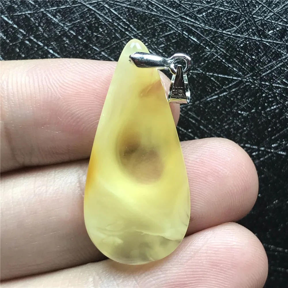 Amber Pendant (15)