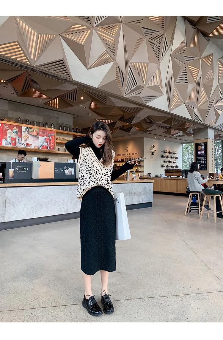 Женская трикотажная юбка в стиле ретро с ромбовидным узором, Корейская юбка с высокой талией, женская простая однотонная тонкая юбка с эластичной талией