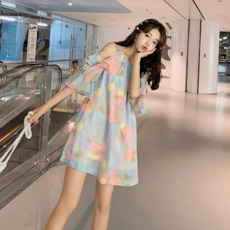 

Photo Shoot CHIC Hipster Flower Printed Mid-length Crew Neck off-Shoulder Flounced Sleeves Loose-Fit A- line Dress Women's Summe