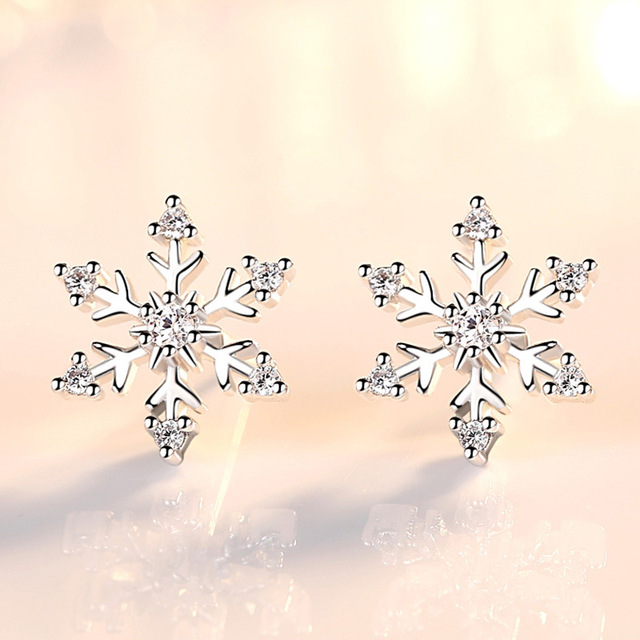 Zircon Christmas Snowflake Stud Earrings for Women Shiny Rhinestone Crystal Flowers Earring Christmas New Year Gifts