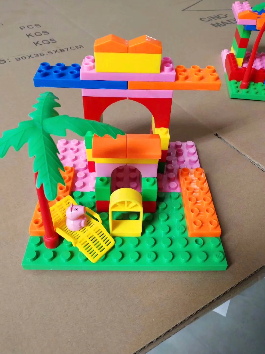 

Bottom Plate Children Bottom Plate Building Blocks Toy Educational Assembled Inserted Building Blocks