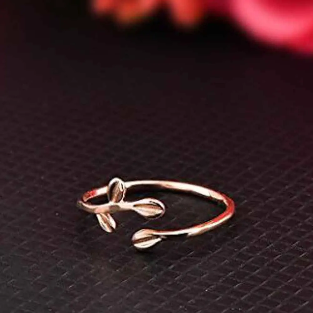 

Europe And America Customization of Individual Character Simple Fashion Ring Can Carve Writing Logo Couple Ring Marriage Engagem