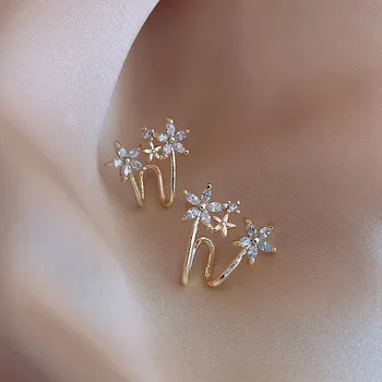 

2020 New fashion fine crystal flowers Women earrings contracted Irregular sweet temperament shiny Stud earrings