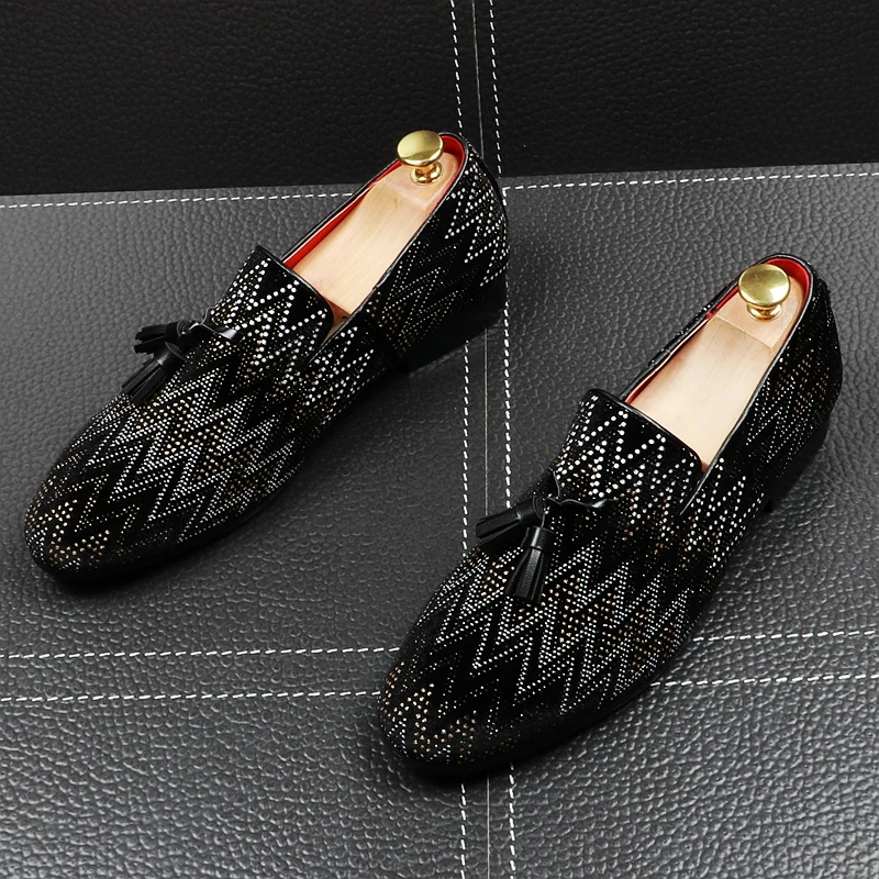 

brand designer men's fashion party banquet dresses soft leather tassels shoes slip-on rhinestone shoe breathable summer loafers