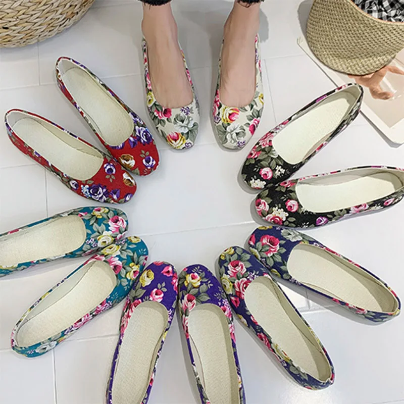 Plus Size Women Flats Flowers Slip on Flat Shoes Print Ballet