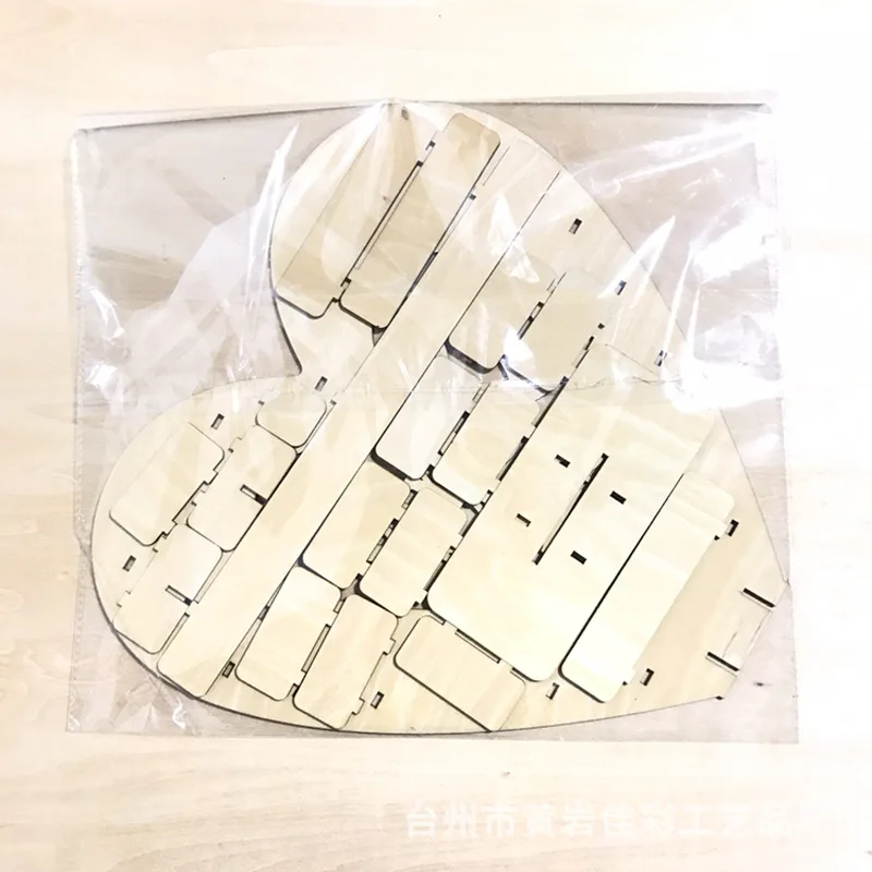 10555280097_558875292